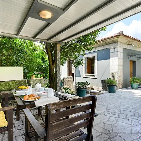Casa Dos Chaos With Natural Pool By Se דירה *